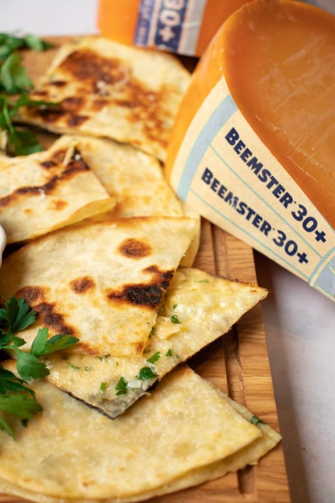 Quesadillas met kruidenboter en Beemster 30+ kaas