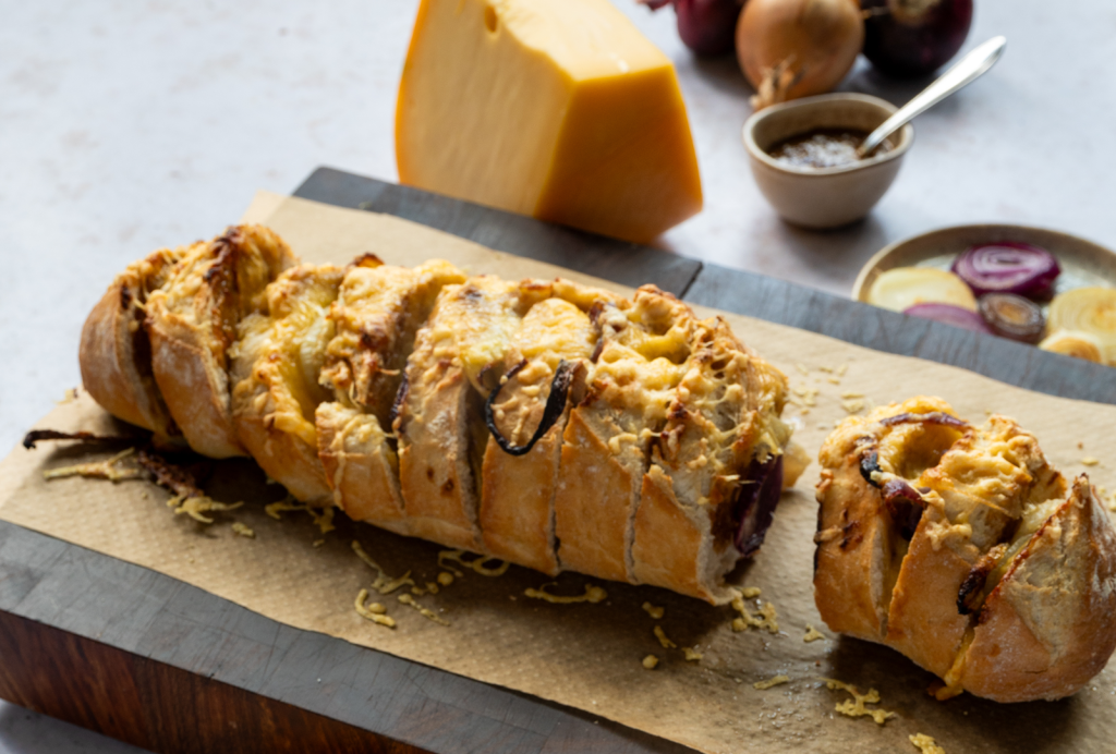 kaas-ui borrelbrood met Beemster Jong