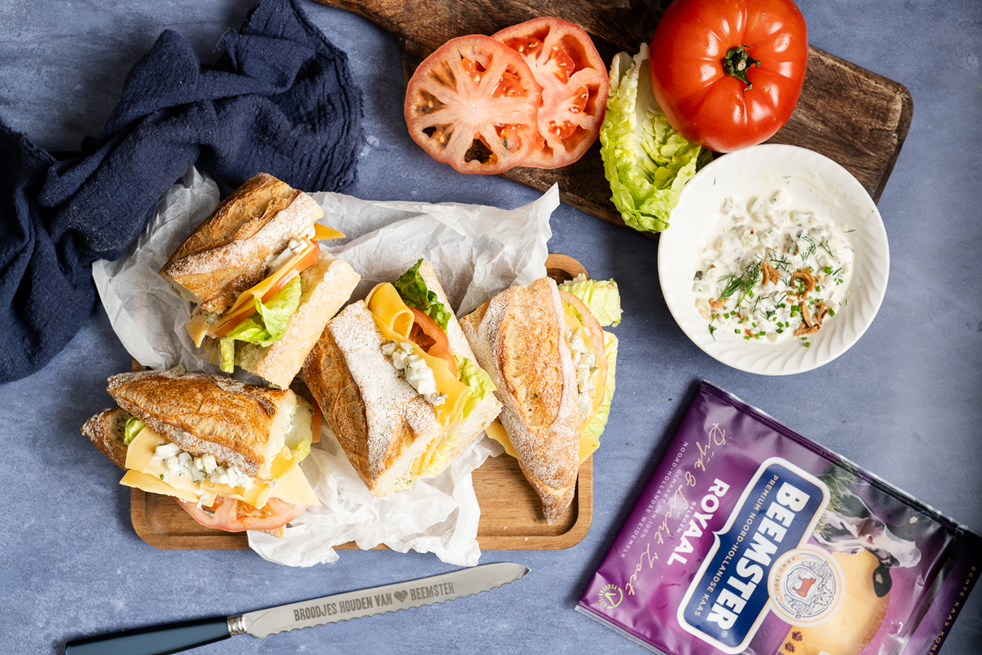 Stokbrood kaas met augurkenspread